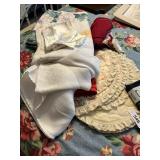 NIP Vintage Double Bed Sheets, Table Cloth, +