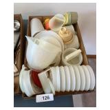 Tupperware Hamburger Press, Measuring Cups, More