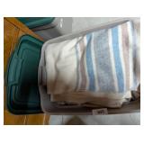 Tote w/ Lid + Fleece Fabric, Afghans & Towels