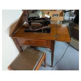 Vintage Singer #AK496411 Elect. Sewing Machine in