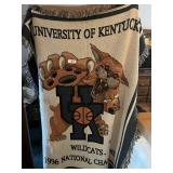Kentucky Wildcats Woven Throw Blanket, Button, +