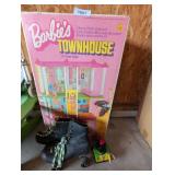 Vintage Barbies Townhouse Unsure if Complete +