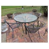 Metal Patio Table w/ (4) Chairs
