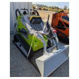 Land Hero LDH-T460 Mini Skid Steer Loader