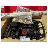 Lionel Vintage Train Set w/ Plastic Accessories & Lionel Vintage Train Set w/ Plastic Accessories &