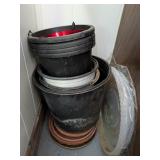 Flower Pots & Planters Flower Pots & Planters