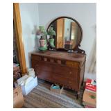 (6 Pc.) Antique Bedroom Set