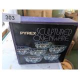 NIB Pyrex Sculptured Ovenware