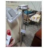 Hubble 500 Watt Standing Electric Work Light