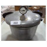 Presto Cooker Canner (Missing Jiggler)