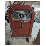Lincoln 225 Amp Welder w/ Stand