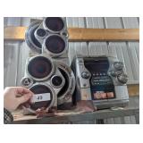 Stereo w/ (2) Speakers