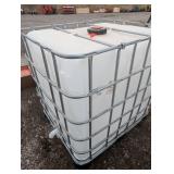 275 Gallon Tank w/ Cage