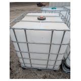 275 Gallon Tank w/ Cage