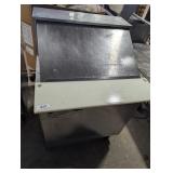 Traulsen Stainless Steel Restaurant Sandwich Prep