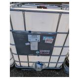 275 Gallon Tank w/ Cage