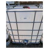 275 Gallon Tank w/ Cage