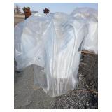 Small Gravel on Pallet -*