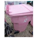 96 Gallon Trash Can on Wheels