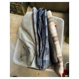 Tote w/ Lid + Polyester Double Knit &