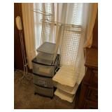 Totes, Storage Containers & Wire Risers