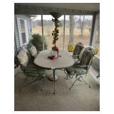 Oblong Patio Table w/ (4) Chairs