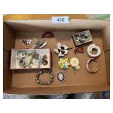 Assorted Jewelry