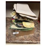 Kitchen Towels, Drying Mats & Hot Pads