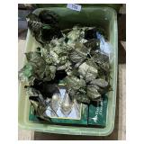 Tote w/ Lid + Green Christmas Decor