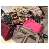 Large Quantity of Ladies Purses & Tote Bags