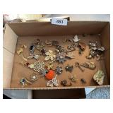 Brooches & Stick Pins