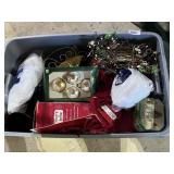 Tote w/ Lid + Christmas