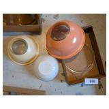 Coral 1.5 L Pyrex Corning Mixing Bowl &