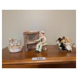 Piano Shaped Music Box w/ Piano Player &