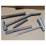 Chisels & Small Pry Bar