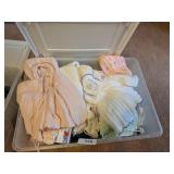 Tote & Lid w/ Vintage Children