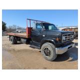 GMC V-8 7000 Flatbed