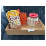 Microwave Popcorn Popper + Plastic Popcorn Bowl