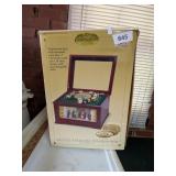 Deluxe Animated Christmas Carol Music Box