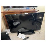 Seiki 39" TV w/ Remote