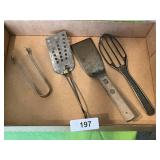 Vintage Kitchen Spatulas - some w/ Advertising