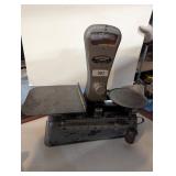 Vintage The Exact Weight Scale Company Scale