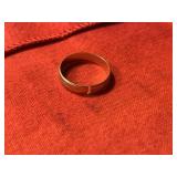 10K Mens Wedding Band