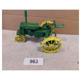 John Deere General Purpose Wide Tread Ertl Tractor