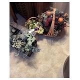 (3) Artificial Decor