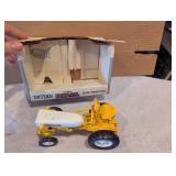 Ertl Farmall Cub Diecast 1959-1963 Tractor w/