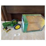 Ertl John Deere Model "G" Diecast Tractor w/