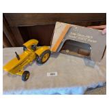 John Deere 1963 Model 1050 Diecast Tractor w/