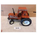 Metal & Plastic Hesston 100-90 Tractor