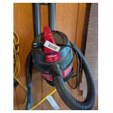 Hyper Touch Wet/Dry Vac w/ Attachments